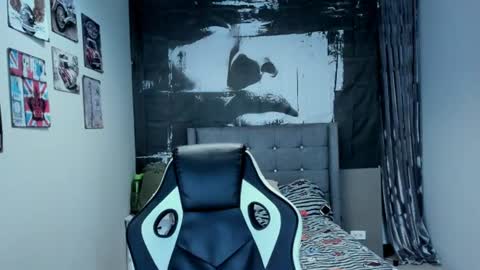 LIN online show from 06-14-26, 03:08