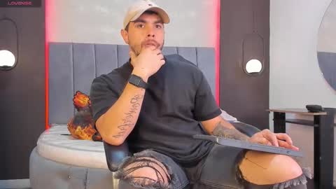 Liam online show from 02-08-26, 11:08