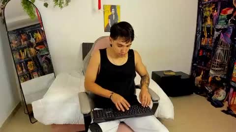 liamxul online show from 05-07-26, 06:46