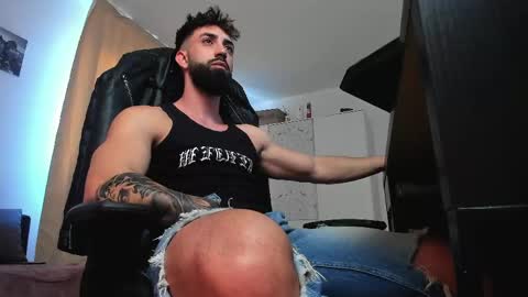 Liam online show from 04-19-26, 07:40