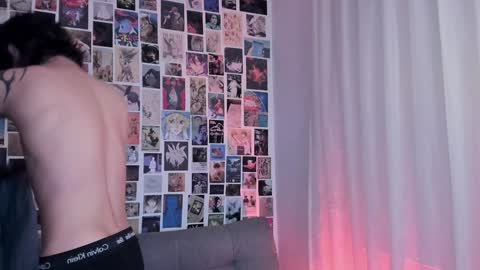 Snapshot of liamelf chatting on 01-14-25, 06:34 Liam online show from 01-14-25, 06:34