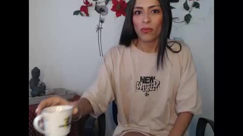 Snapshot of liamiler01_ chatting on 12-10-24, 12:16 Lia Miller online show from 12-10-24, 12:16