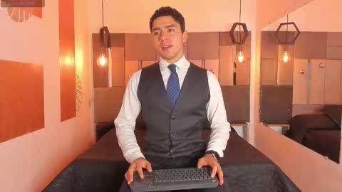 Liam online show from 12-17-25, 12:55