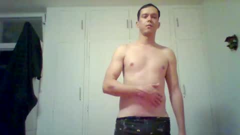 Snapshot of liamrosezn chatting on 12-03-24, 08:06 LiamRose online show from 12-03-24, 08:06