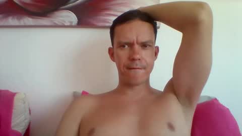 Snapshot of liamrosezn chatting on 12-15-24, 10:50 LiamRose online show from 12-15-24, 10:50