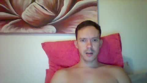 Snapshot of liamrosezn chatting on 12-17-24, 07:15 LiamRose online show from 12-17-24, 07:15