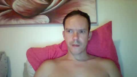 Snapshot of liamrosezn chatting on 01-05-25, 06:56 LiamRose online show from 01-05-25, 06:56