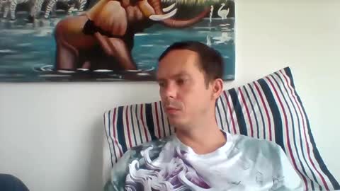 Snapshot of liamrosezn chatting on 01-13-25, 05:23 LiamRose online show from 01-13-25, 05:23