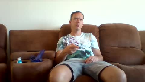 Snapshot of liamrosezn chatting on 01-19-25, 02:17 LiamRose online show from 01-19-25, 02:17