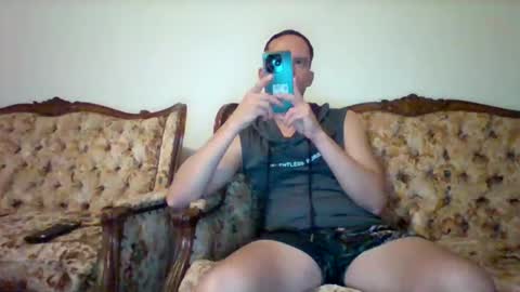 Snapshot of liamrosezn chatting on 03-06-25, 06:26 LiamRose online show from 03-06-25, 06:26