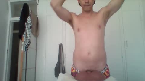 Snapshot of liamrosezn chatting on 10-11-25, 04:55 LiamRose online show from 10-11-25, 04:55