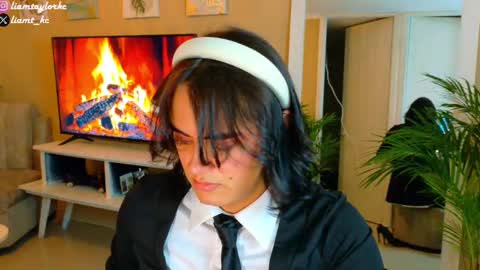 Tell me Liam online show from 10-01-25, 04:18