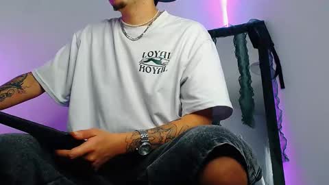 Liam online show from 01-14-26, 05:57