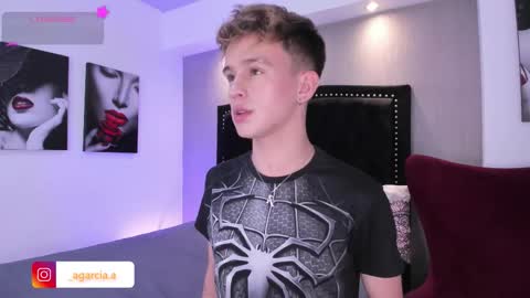 Snapshot of liamwild20 chatting on 02-08-26, 03:54 liam online show from 02-08-26, 03:54