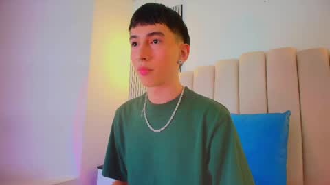 Snapshot of lian_cameron chatting on 05-11-26, 03:56 lian_cameron online show from 05-11-26, 03:56