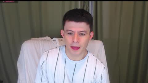 lian_eathan online show from 11-09-25, 05:44