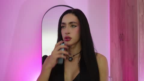 Snapshot of lian_karther1 chatting on 06-18-26, 03:40 missfernanda X online show from 06-18-26, 03:40