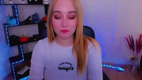 Liana online show from 12-14-24, 01:59