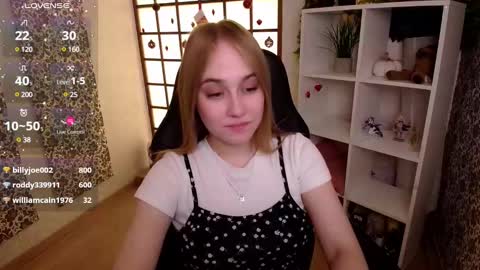 Liana online show from 01-30-25, 05:19