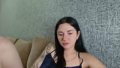 liana_diva online show from 07-10-26, 06:43