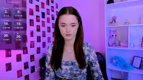 Snapshot of liana_kisses chatting on 06-24-26, 07:57 Little Liana online show from 06-24-26, 07:57