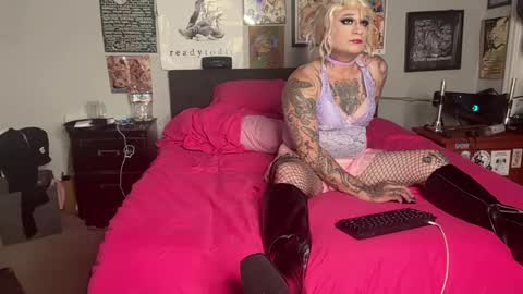 lianaslut69 online show from 06-19-26, 09:24