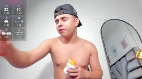 lianfox_ online show from 02-03-26, 01:05