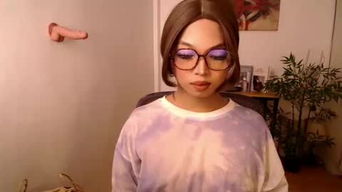 CALL ME LIANNA online show from 05-25-26, 09:54