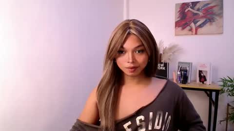 CALL ME LIANNA online show from 06-04-26, 09:43