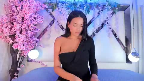 Snapshot of liaobrien_1 chatting on 05-09-26, 10:15 Lia obrien online show from 05-09-26, 10:15