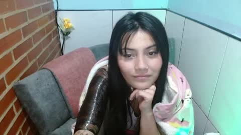 Liarouse04 online show from 07-28-26, 03:02