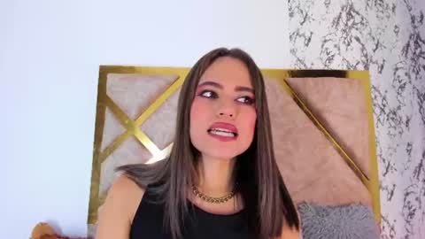 Snapshot of liaruso chatting on 07-31-26, 01:49 liaross online show from 07-31-26, 01:49