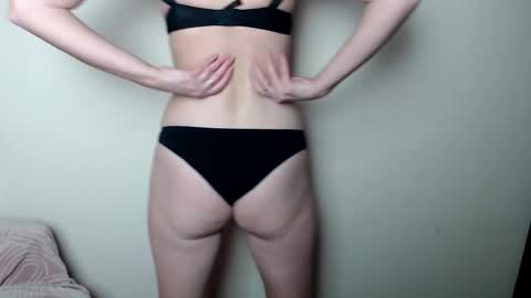 Lia online show from 02-28-26, 01:23