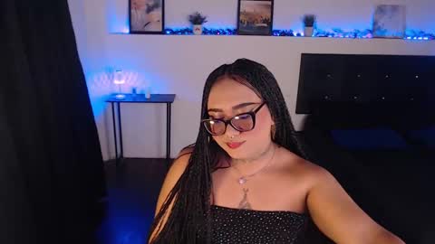 LiaScarlett online show from 01-04-25, 05:58