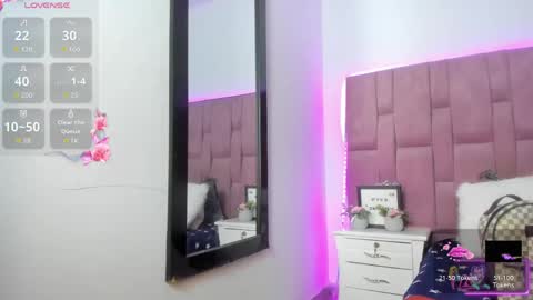 Snapshot of liat_vega chatting on 05-15-26, 10:50 Lyath Vega online show from 05-15-26, 10:50