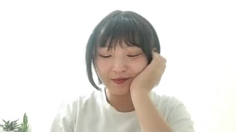 Molly online show from 05-06-26, 04:34