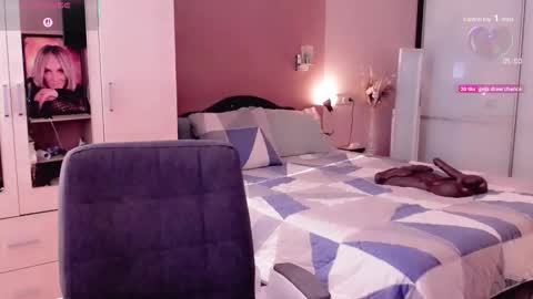 Libby online show from 09-30-25, 11:15