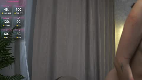 Elena online show from 10-24-25, 12:23