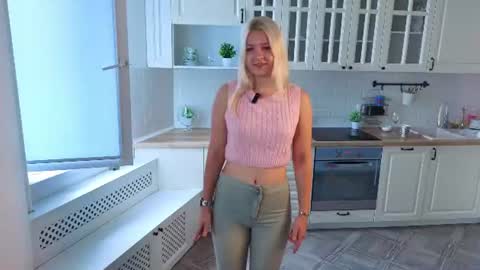 Im Monica online show from 07-25-26, 01:25