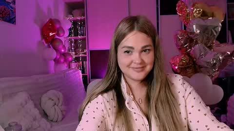 libra_mia online show from 10-30-25, 07:14