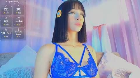 Valentina Hall online show from 04-01-26, 11:44