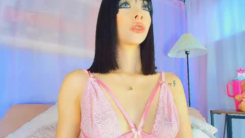 Snapshot of liccy_hall chatting on 05-28-26, 11:40 Valentina Hall online show from 05-28-26, 11:40