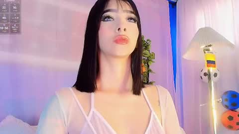 Valentina Hall online show from 06-26-26, 11:47
