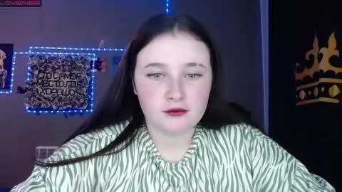 Snapshot of light_lunaa chatting on 05-23-26, 03:27 light_lunaa online show from 05-23-26, 03:27