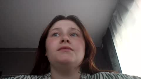 Snapshot of light_lunaa chatting on 06-13-26, 02:15 light_lunaa online show from 06-13-26, 02:15