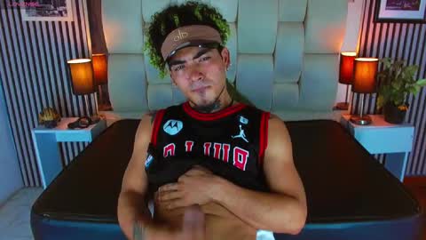 Lihan online show from 11-11-25, 04:18