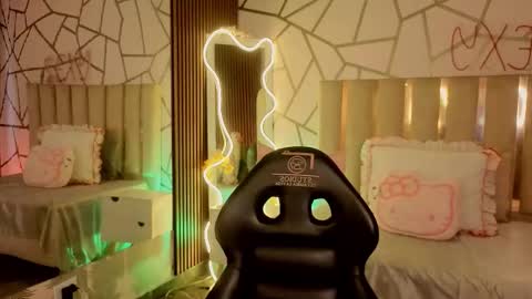 LIHIAN online show from 03-12-26, 03:18