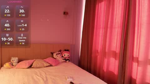 Lihn Pham online show from 04-06-26, 03:04