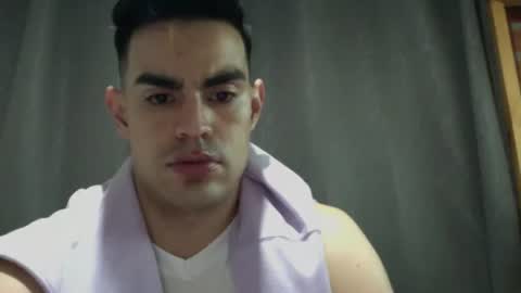 Snapshot of liiam_collins chatting on 10-13-25, 10:32 liiam online show from 10-13-25, 10:32