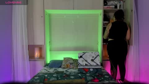         online show from 09-29-25, 11:37